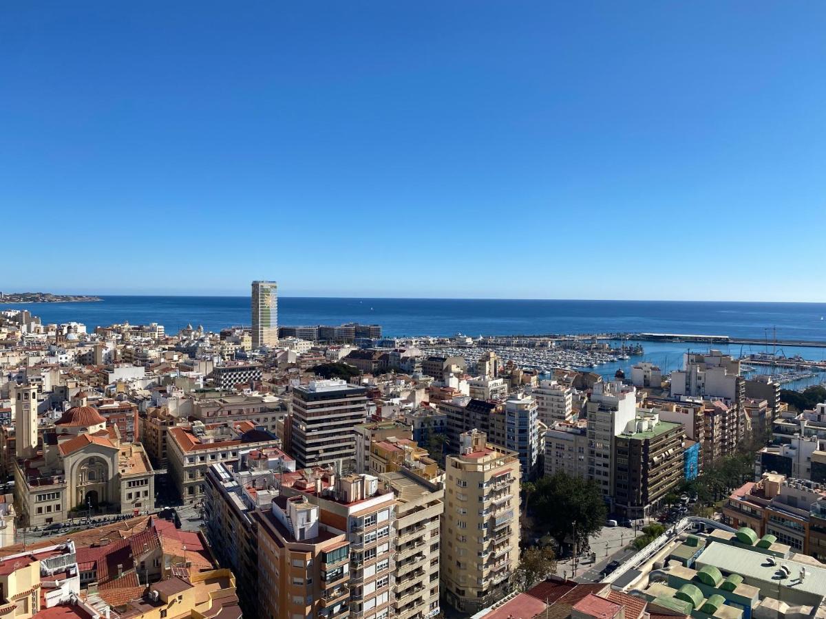 Apartamento 19Th Floor & Sea View Alicante Kültér fotó